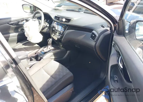 2017 Nissan Rogue Sport Sv из США, поврежденный, VIN JN1BJ1CR0HW128773